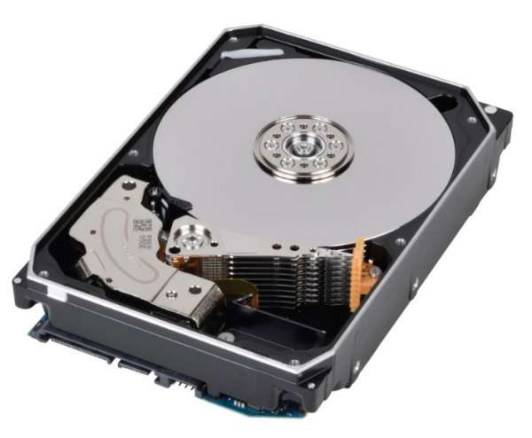 Toshiba MG08 Series MG08ACA16TE - Festplatte - 16 TB - intern - 3.5" (8.9 cm)